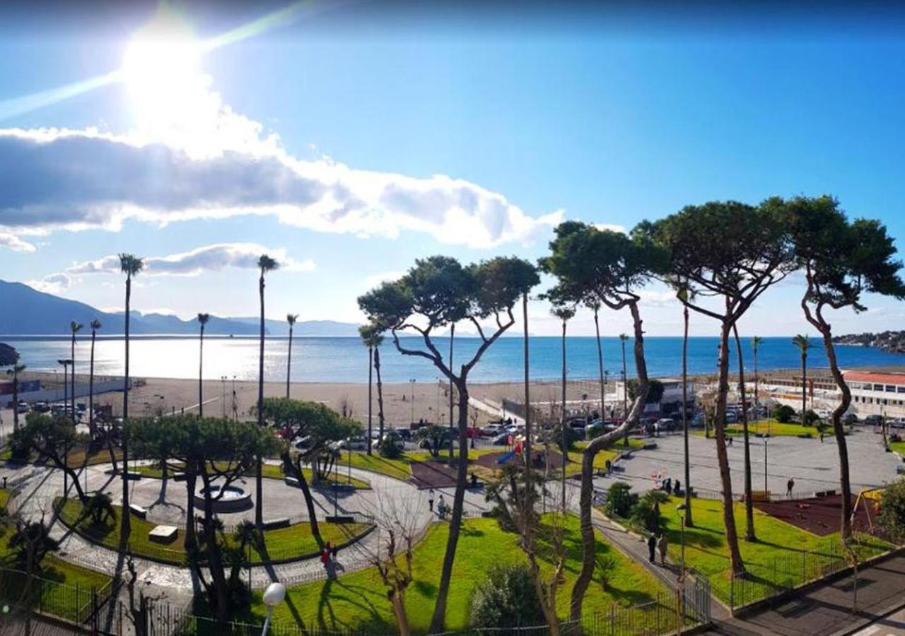 Villa Oplonti - Tra Napoli, Pompei E Sorrento Torre Annunziata Exterior foto